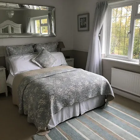 West Tyning Bed & Breakfast Bitton